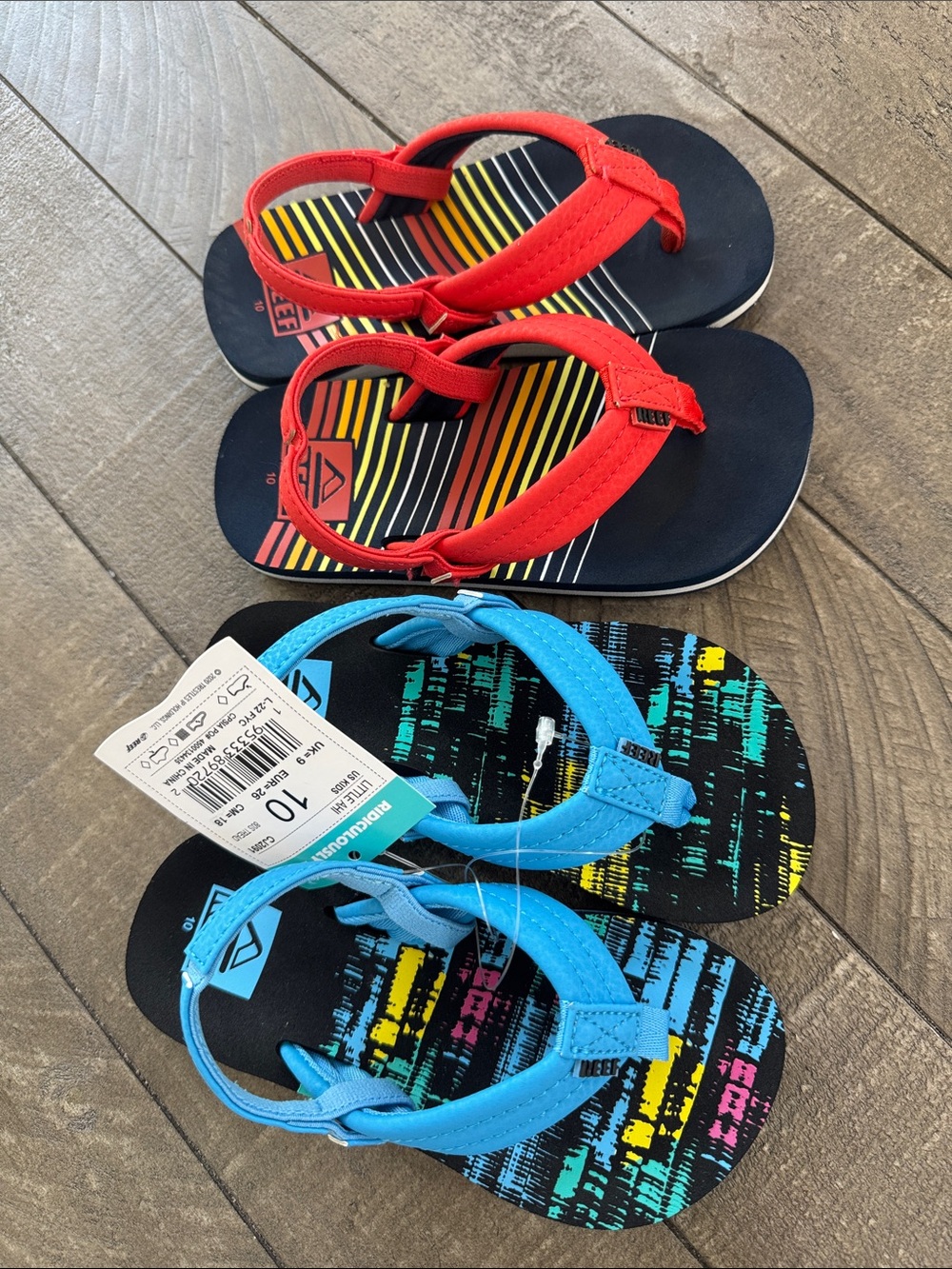 Reef Kids' Red and Bright Blue Patterned Little Ahi Flip Flops